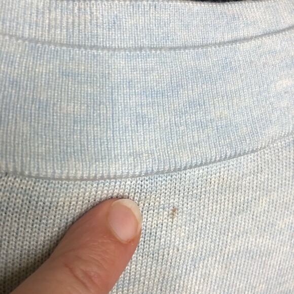 WHBM light blue deep v neck wool blend sweater size Medium - Picture 10 of 13